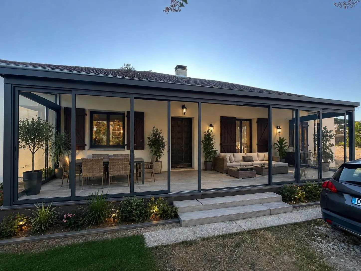 Véranda aluminium à Albias vue depuis le jardin