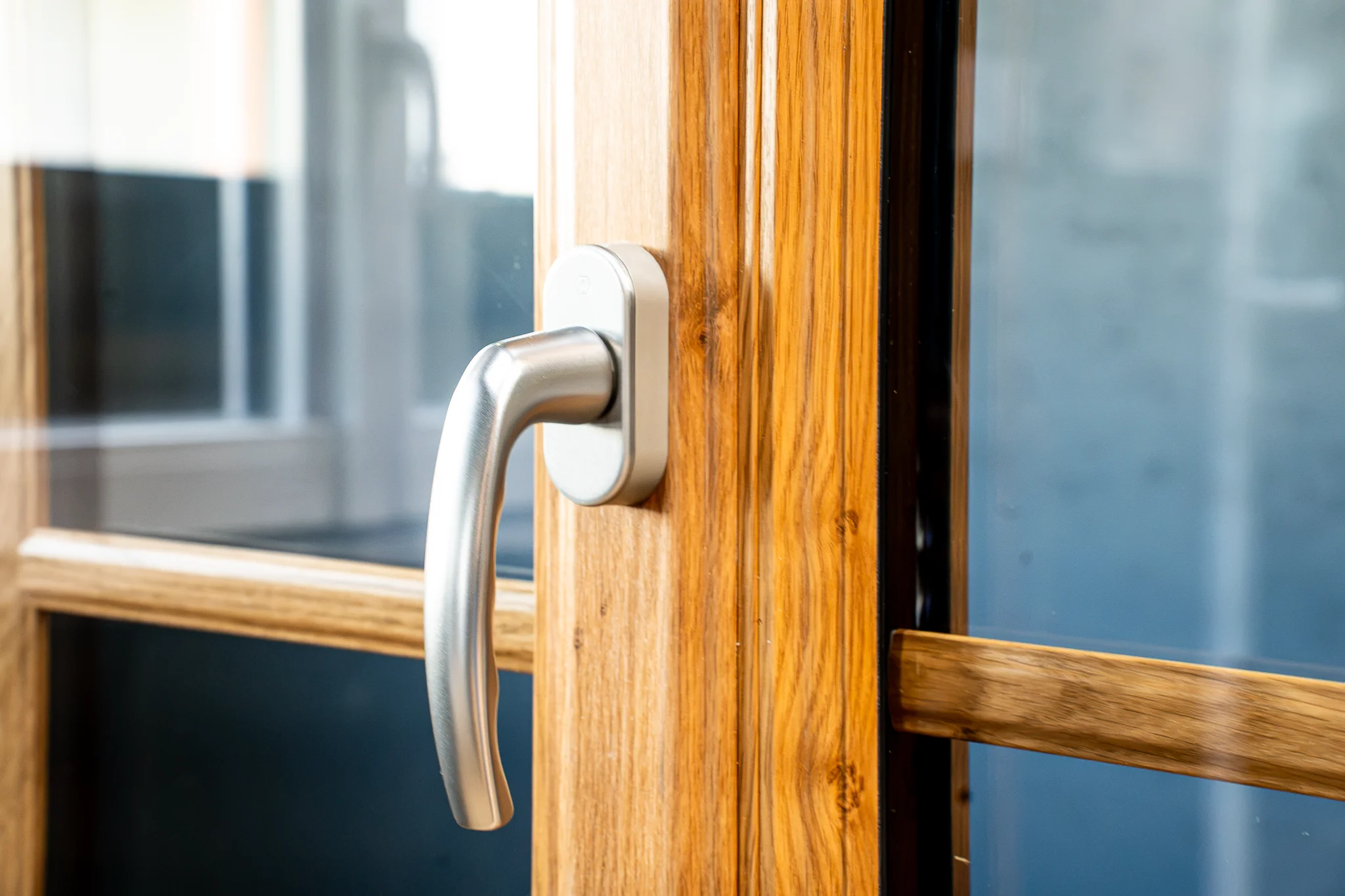 Portes et fenêtres présentés dans le showroom ALU PROJECT à Nègrepelisse — vue 11